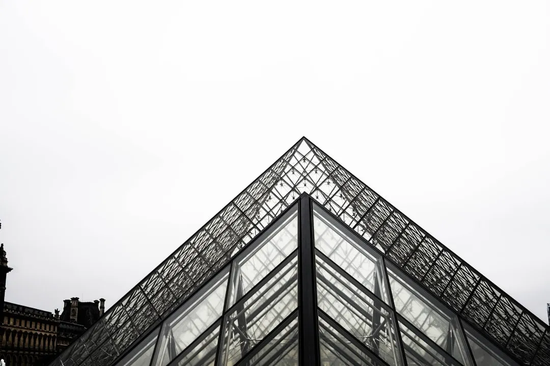 Tacoma, Washington: A Living Hot Shop on the Pacific Northwest Coast (Image Credits: Unsplash)