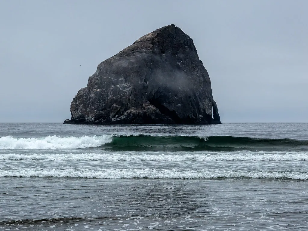 Haystack Rock, the Landmark Everyone Recognizes (docoverachiever, Flickr, CC BY 2.0)
