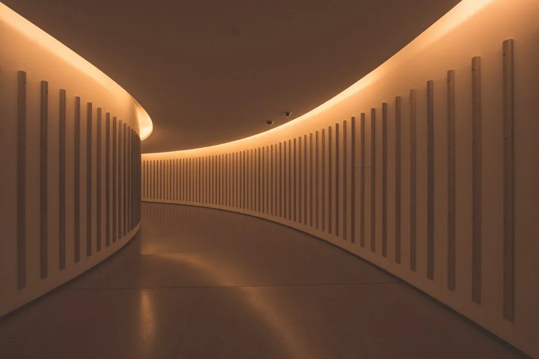 Indirect Light Sources Don't Stress the Eyes (Image Credits: Unsplash)