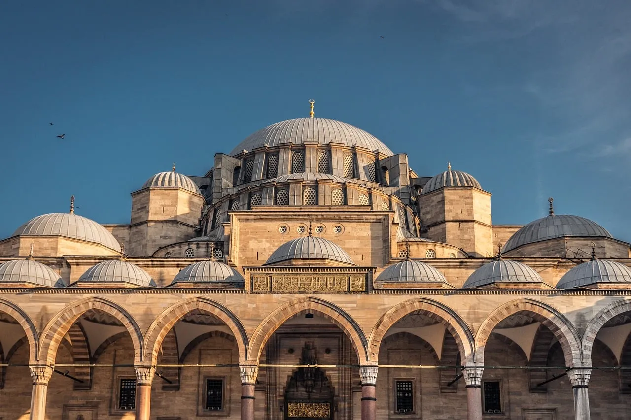 The Ottoman Empire and the Golden Age of the Hammam (Image Credits: Pixabay)