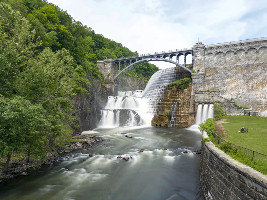 Why the Hudson Valley's Hamlets Keep Drawing Travelers Back (Image Credits: Pexels)