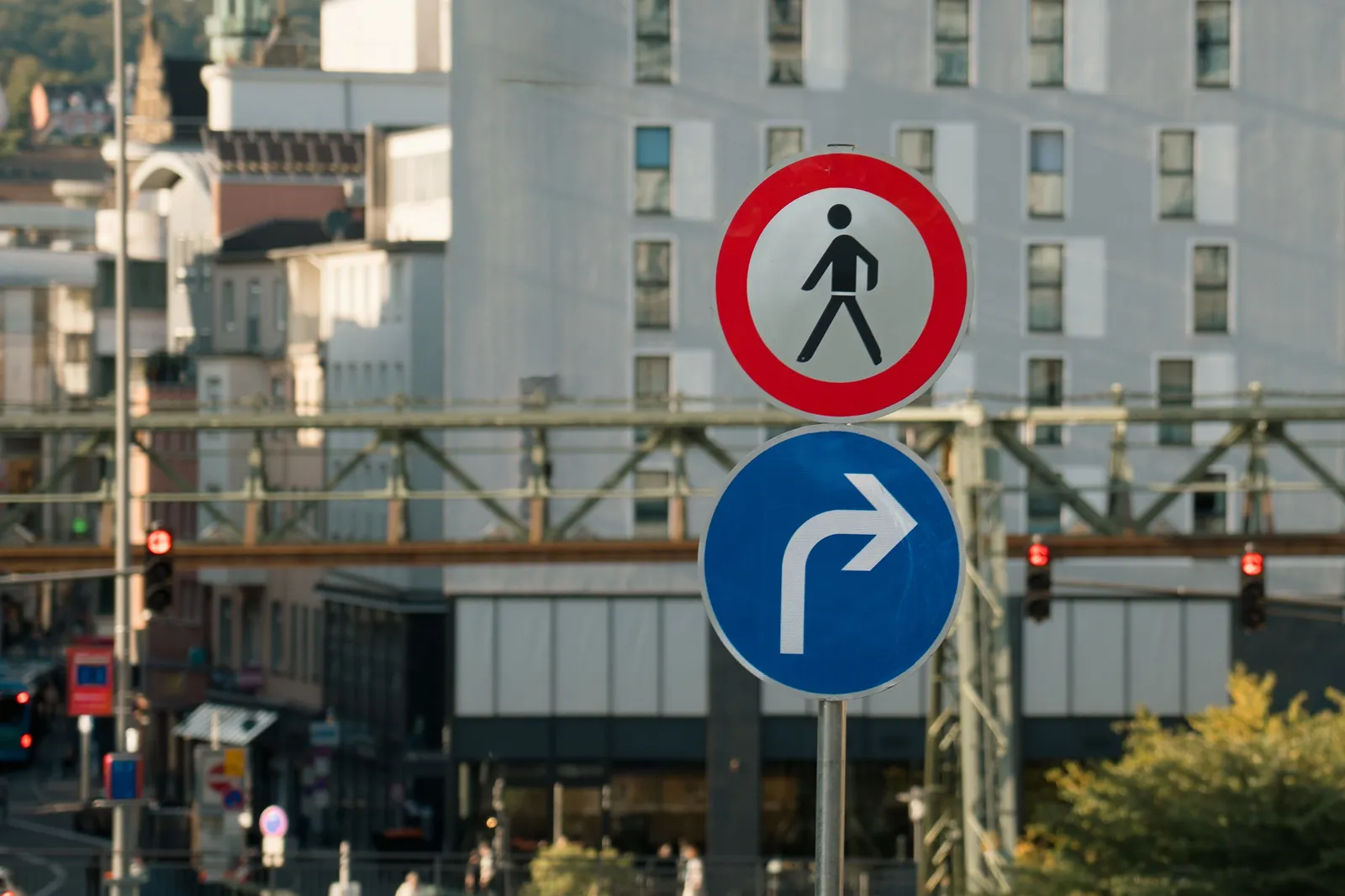It Starts Long Before the Automobile (Image Credits: Pexels)