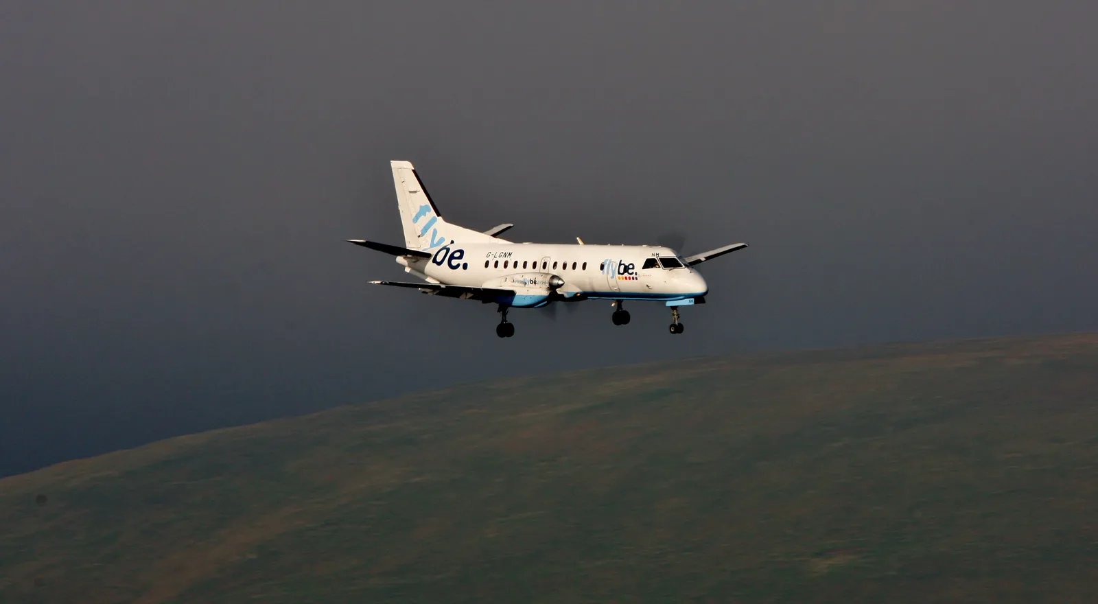 The Quiet Advantage of Knowing the Pattern (Foggy approach IMG_3232, CC BY-SA 2.0)