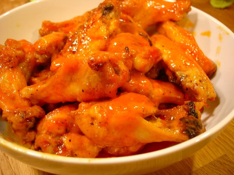 Buffalo Wings Go National (By stef yau, CC BY 2.0)