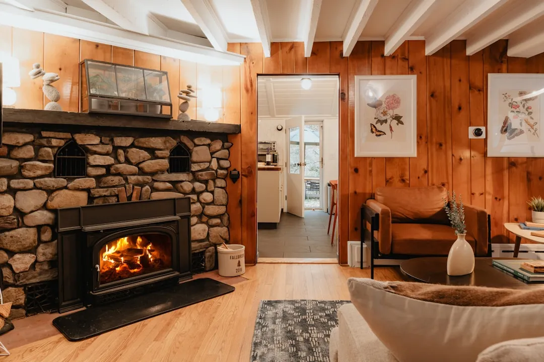 The Superhost Advantage: Why Amenities Compound Over Time (Image Credits: Unsplash)