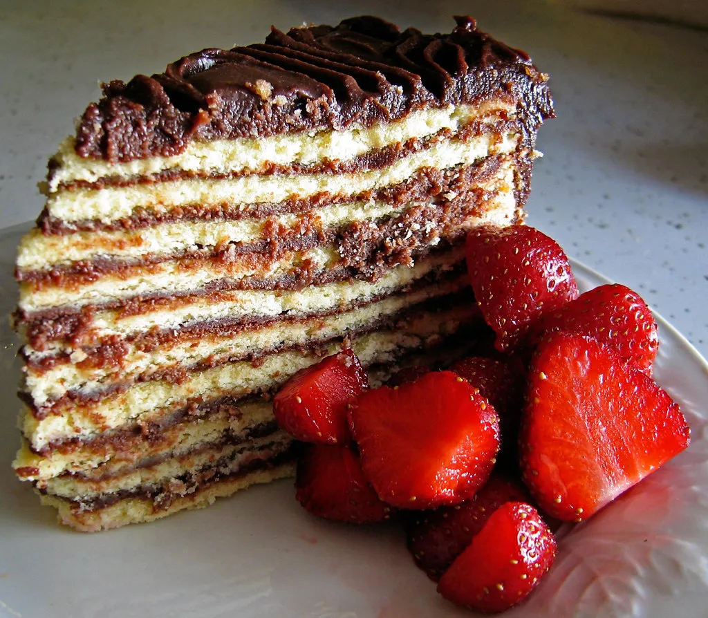 The Famous Smith Island Cake (shoresheila, Flickr, CC BY 2.0)