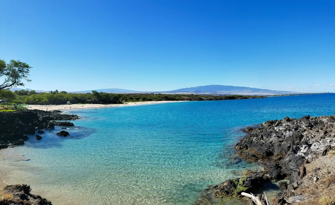 Hawaii's Radical Difference: No Quartz at All (Image Credits: Unsplash)