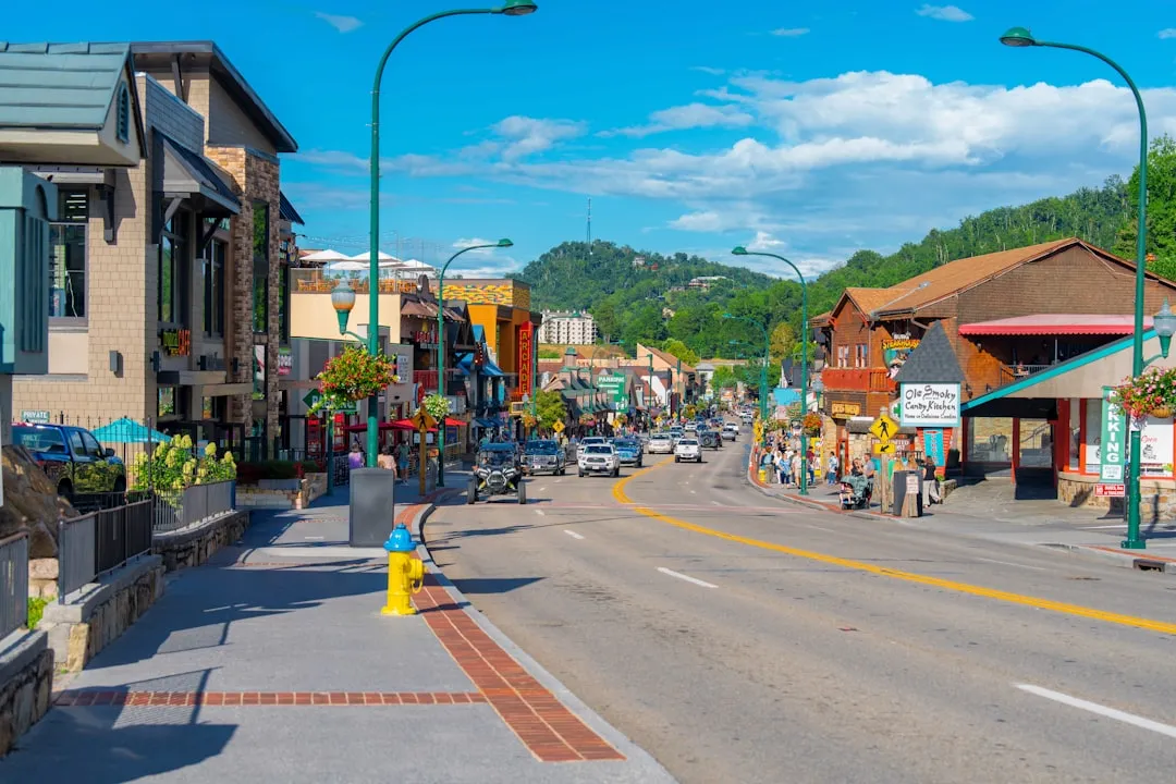 Gatlinburg Is Beautiful - and Completely Overwhelmed (Image Credits: Unsplash)