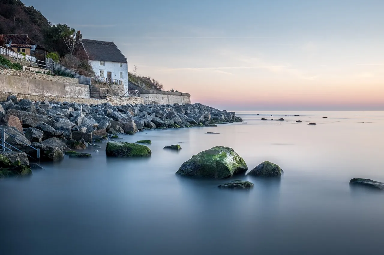 Cancer (June 21 – July 22): The Coastal Homecoming (Image Credits: Pixabay)