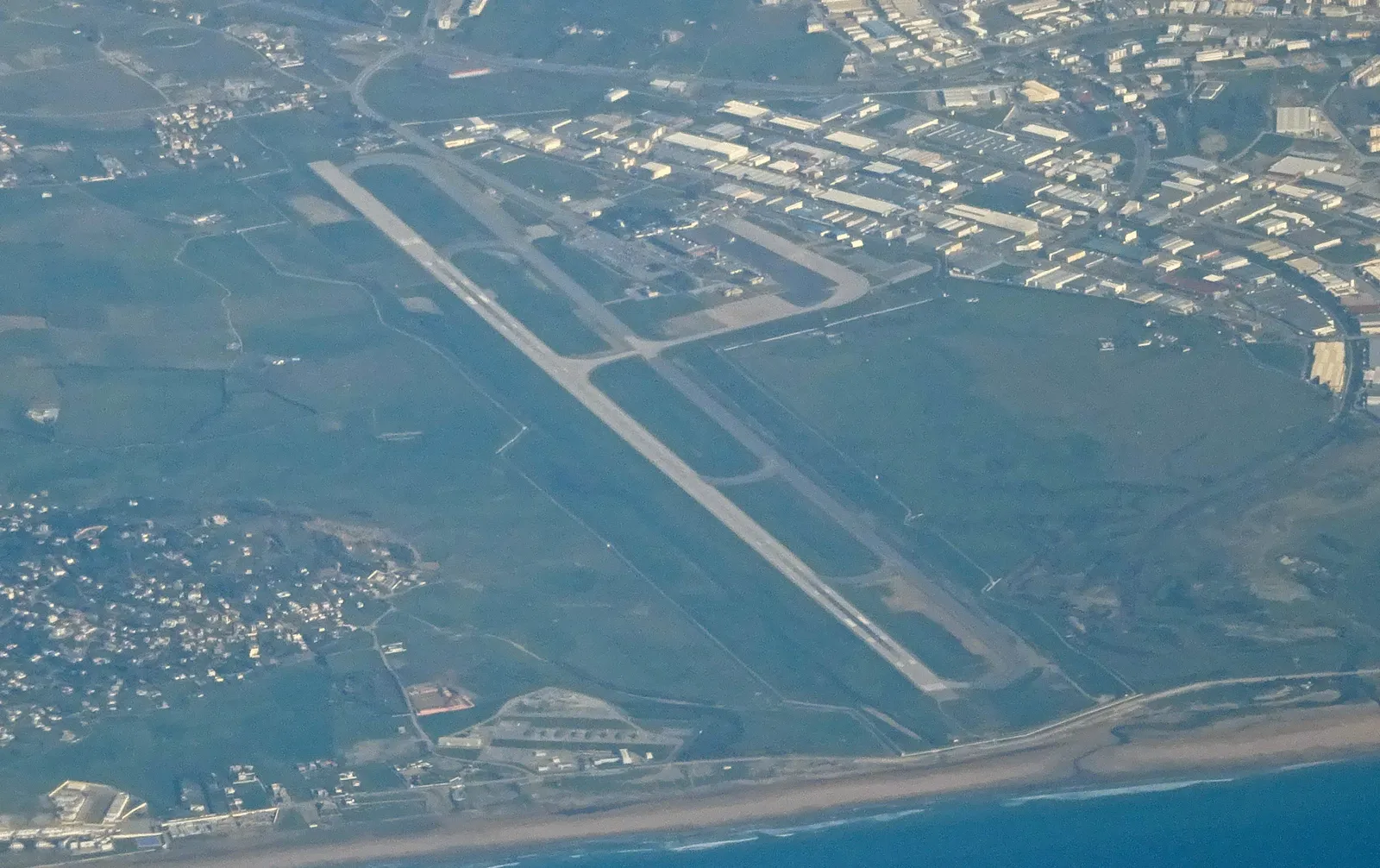 How to Get There and When to Go (TNG TANGIER AIRPORT, CC BY-SA 2.0)