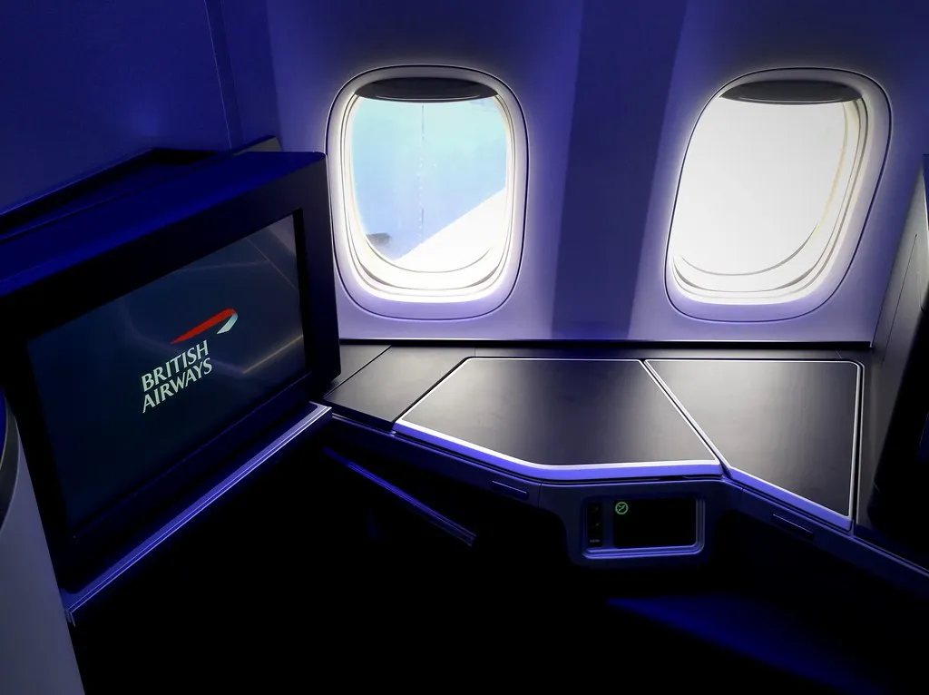 Why the Old "Tuesday Booking Rule" No Longer Holds (Cityswift 123, Flickr, CC BY 2.0)