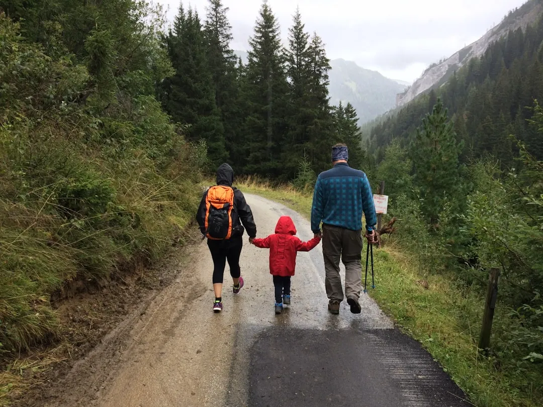 Road Trips Are Already the Most Popular Way American Families Travel (Image Credits: Unsplash)