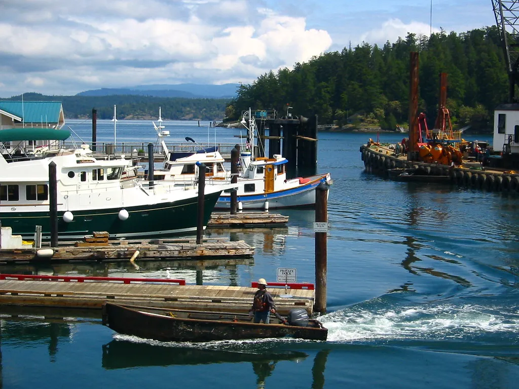 Friday Harbor: The Waterfront That Built a Town (adactio, Flickr, CC BY 2.0)