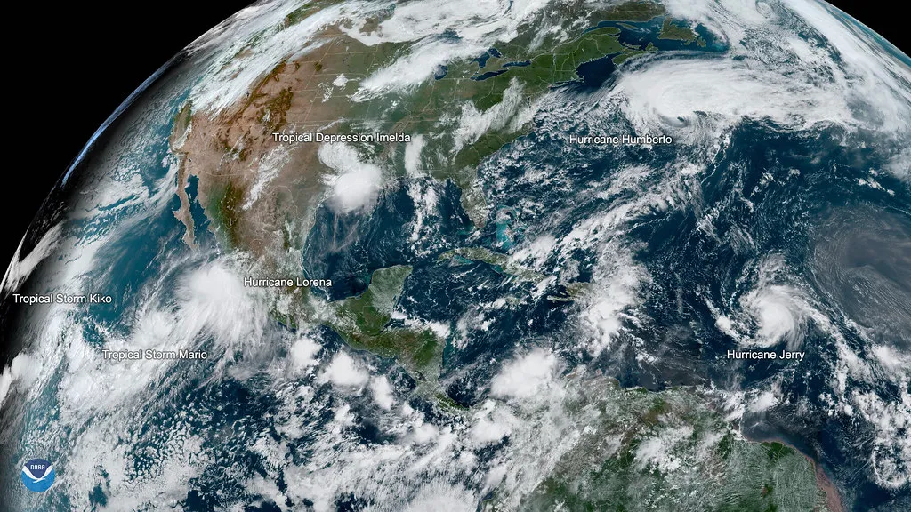 August Sits at the Statistical Peak of Atlantic Hurricane Season (Image Credits: Flickr)