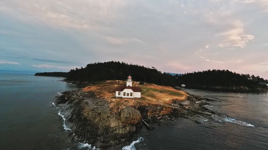 Roche Harbor: The Lime Wharf That Shaped the West Coast (Image Credits: Pexels)