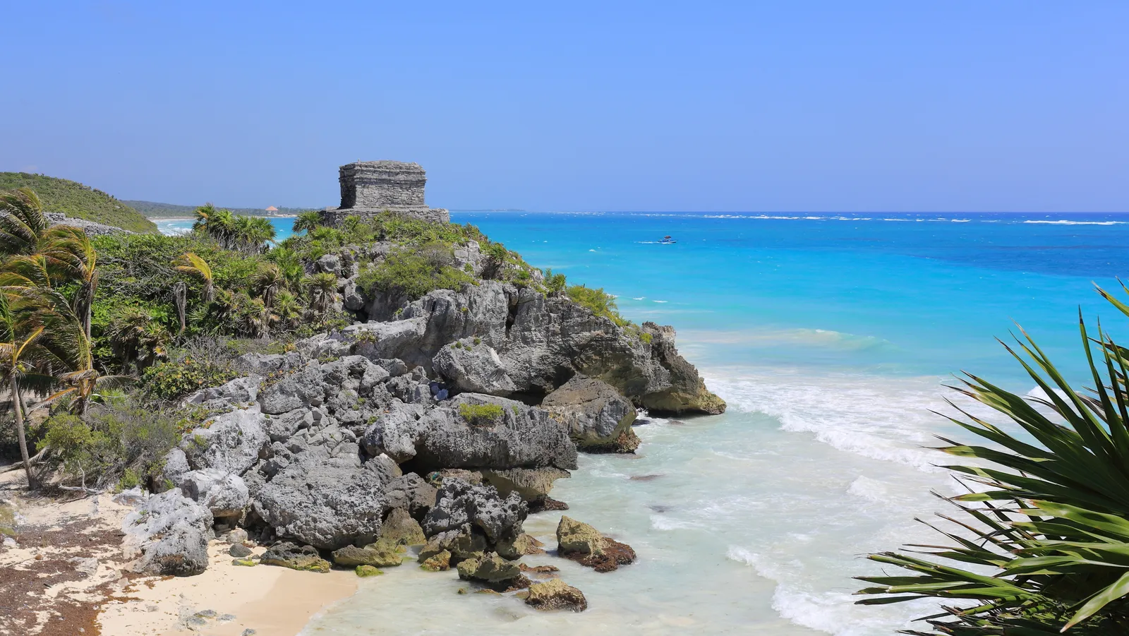 Tulum, Mexico: Boho-Chic Meets the Caribbean (By Martin Falbisoner, CC BY-SA 4.0)