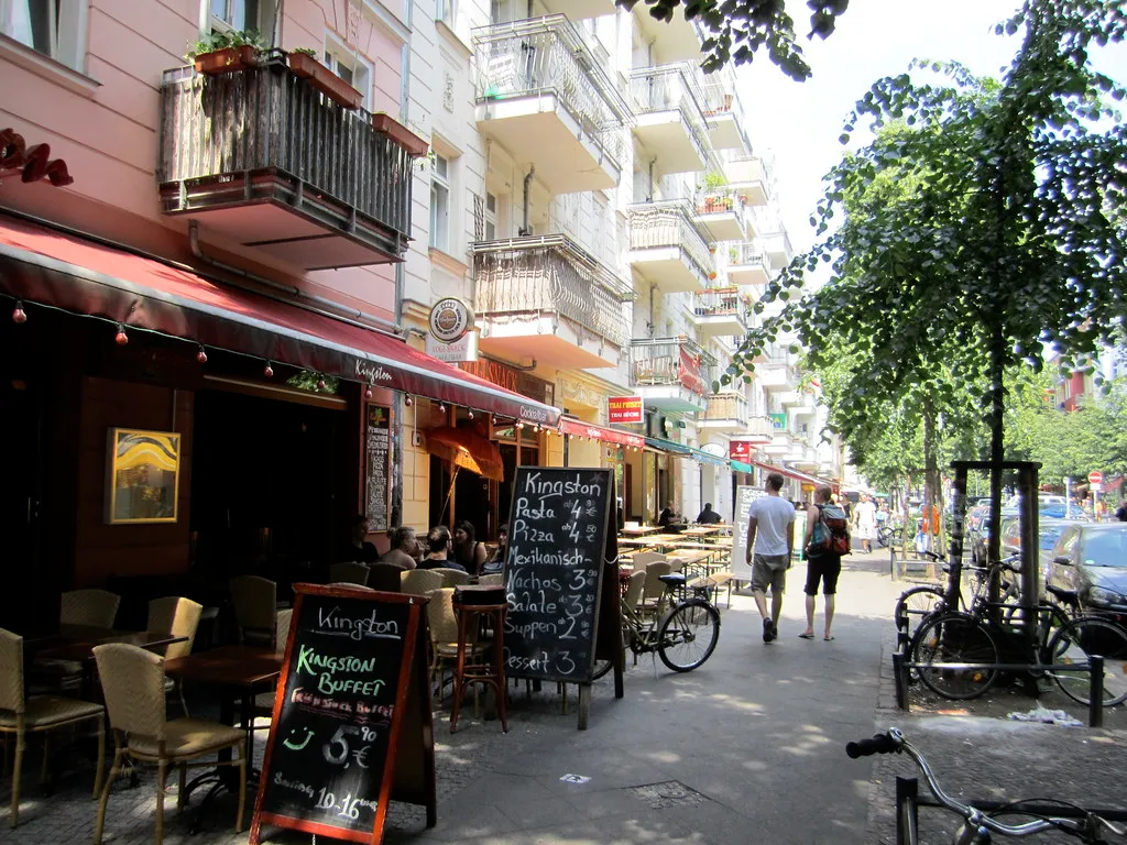 What These Neighborhoods Share (La Citta Vita, Flickr, CC BY-SA 2.0)
