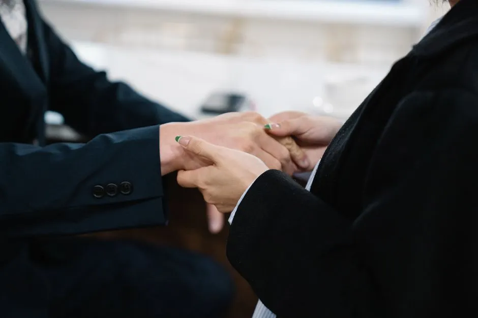 Cultural Awareness Is Part of Personal Safety (Image Credits: Pexels)