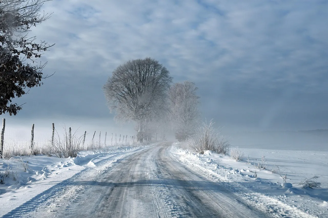How to Actually Plan a Shoulder Season Trip (Image Credits: Pixabay)