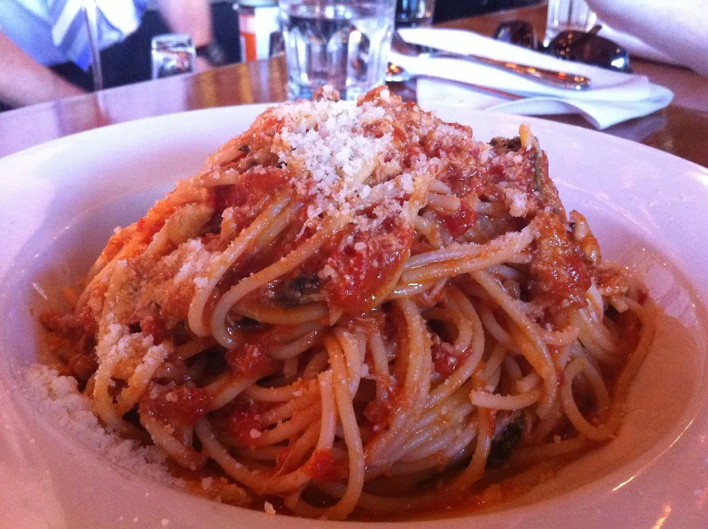 Pasta Is a Course, Not a Side Dish (jenarrr, Flickr, CC BY-SA 2.0)