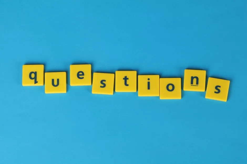 Game 2: 20 Questions (Image Credits: Pexels)