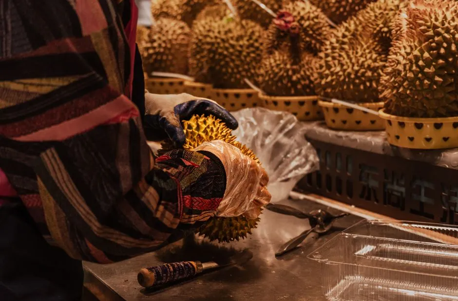 The Cultural Tension Behind the Rules (Image Credits: Pexels)