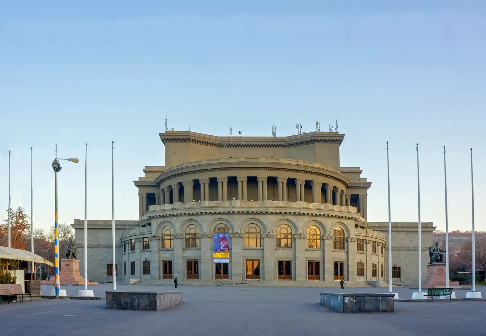 A Final Thought on Opera Houses as Destinations (By Armenak Margarian, CC BY-SA 4.0)