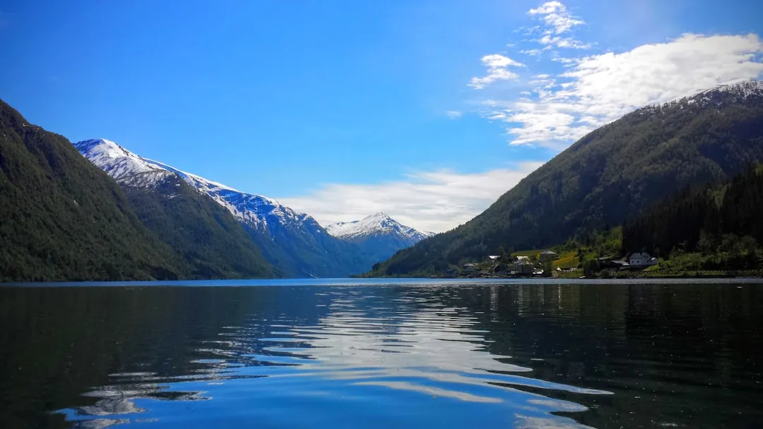 6. Fjærland, Norway: Books Between Glaciers (Image Credits: Unsplash)