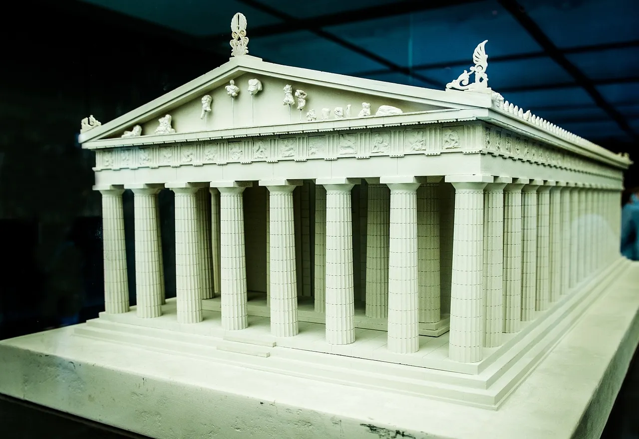The Acropolis Museum: Ancient Artifacts in Modern Light (Image Credits: Pixabay)