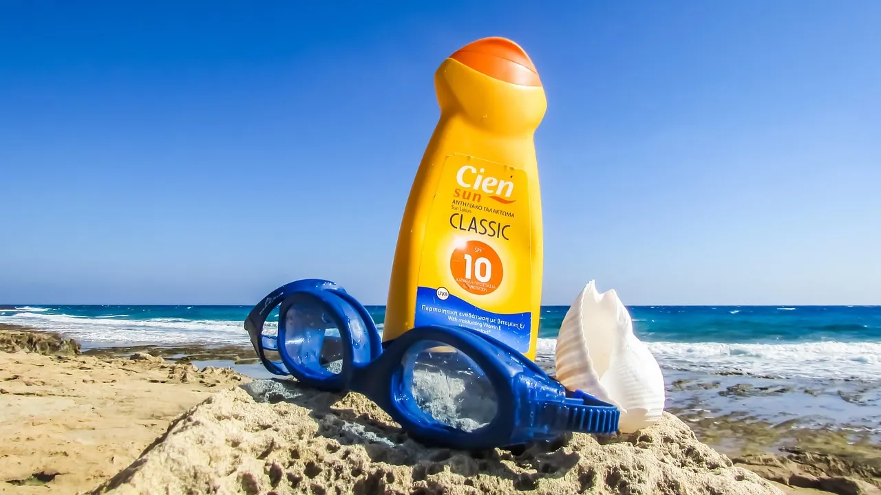 They Misread the "Water-Resistant" Label (Image Credits: Pixabay)