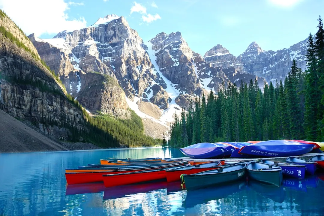 Getting to Moraine Lake in 2026 (Image Credits: Unsplash)