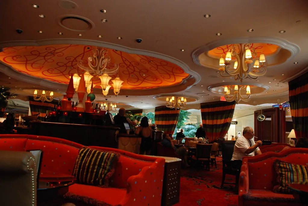 Spending Every Meal on the Strip (ianloic, Flickr, CC BY-SA 2.0)