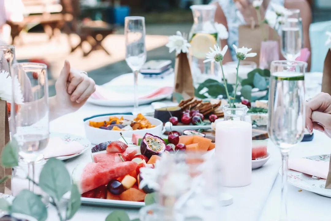 When Á La Carte Genuinely Wins (Image Credits: Unsplash)