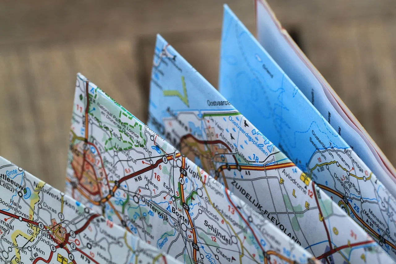 The Route Map Was Its Own Kind of Magic (Image Credits: Pixabay)