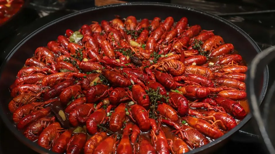 The Annual Crawfish Festival: Three Days of Cajun Celebration (Image Credits: Pexels)