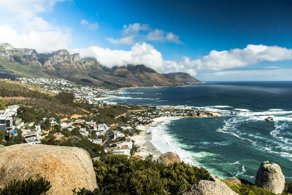 Camps Bay: Glamour Under the Twelve Apostles (Image Credits: Pexels)