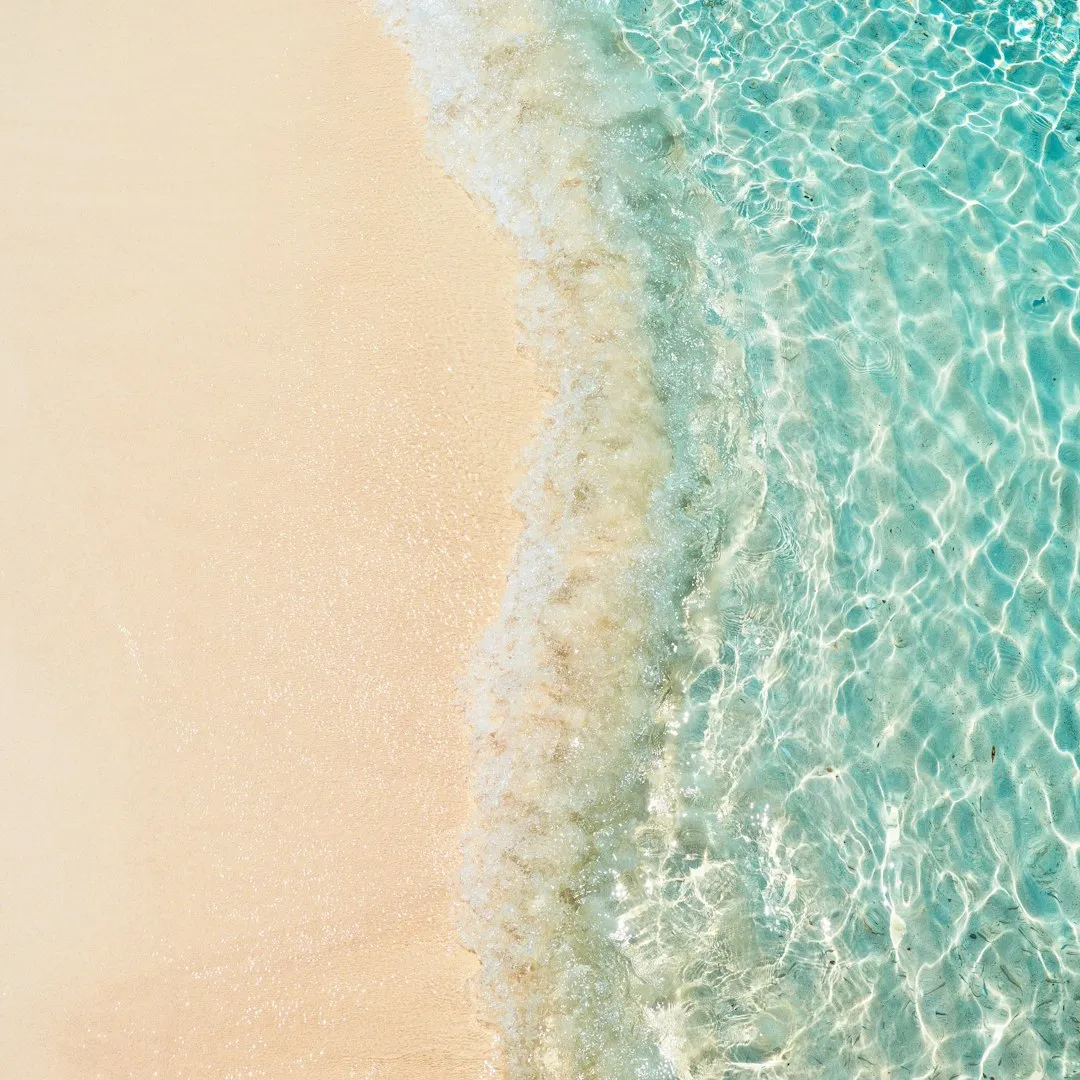 Reflected UV: The Beach and Snow Problem (Image Credits: Unsplash)
