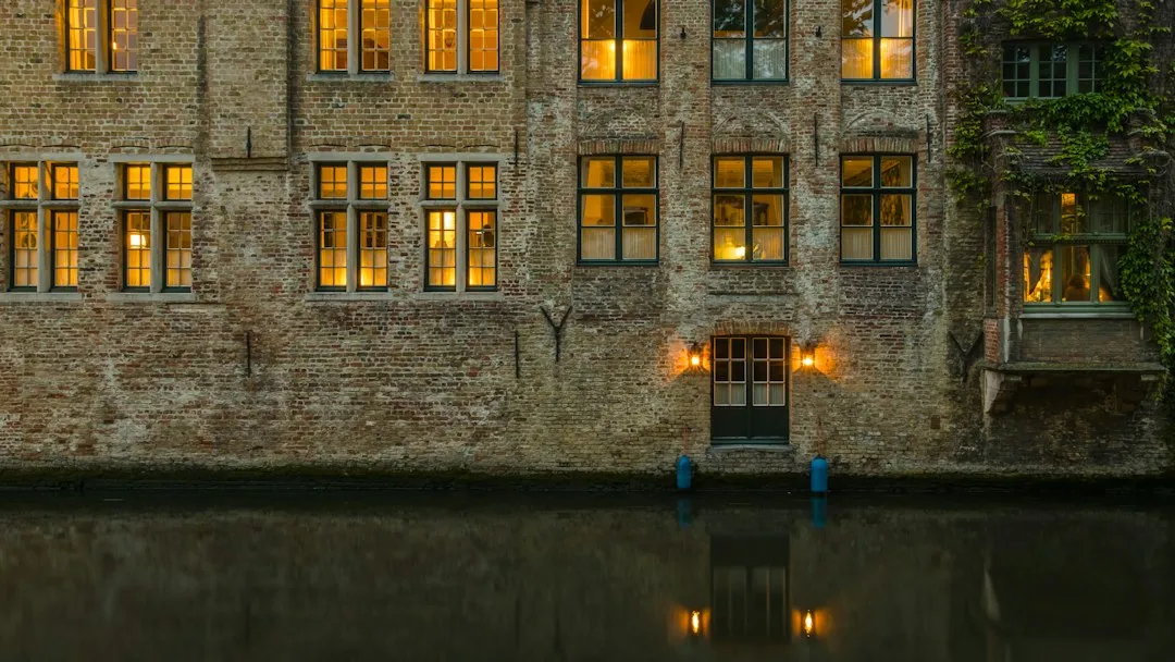 Walking as a Form of Responsible Travel in Bruges (Image Credits: Unsplash)