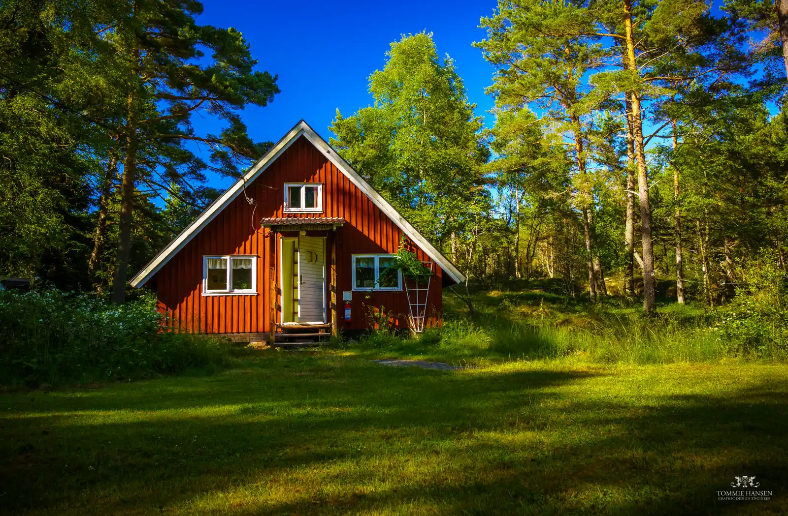 The Hemfridszon: The Privacy Zone Around Homes (By Tommie Hansen, CC BY 3.0)