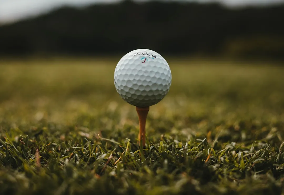 Wisconsin's Oldest Golf Course Calls Green Lake Home (Image Credits: Unsplash)