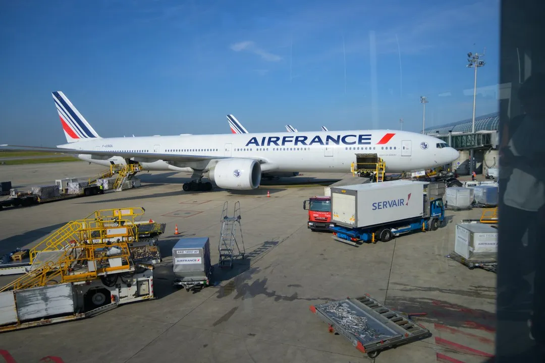 8. Air France La Première Lounge at CDG - Michelin Cooking at 30,000 Feet Per Minute (Image Credits: Unsplash)