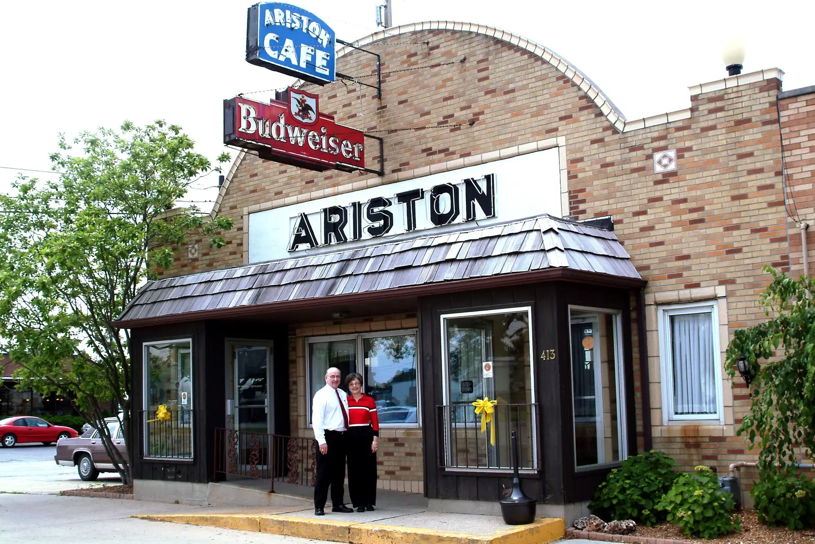 The Ariston Café, Litchfield, Illinois: The Oldest Survivor on the Road (By William Brockshmidt. © May 2003. Illinois Route 66 Heritage Project., Copyrighted free use)