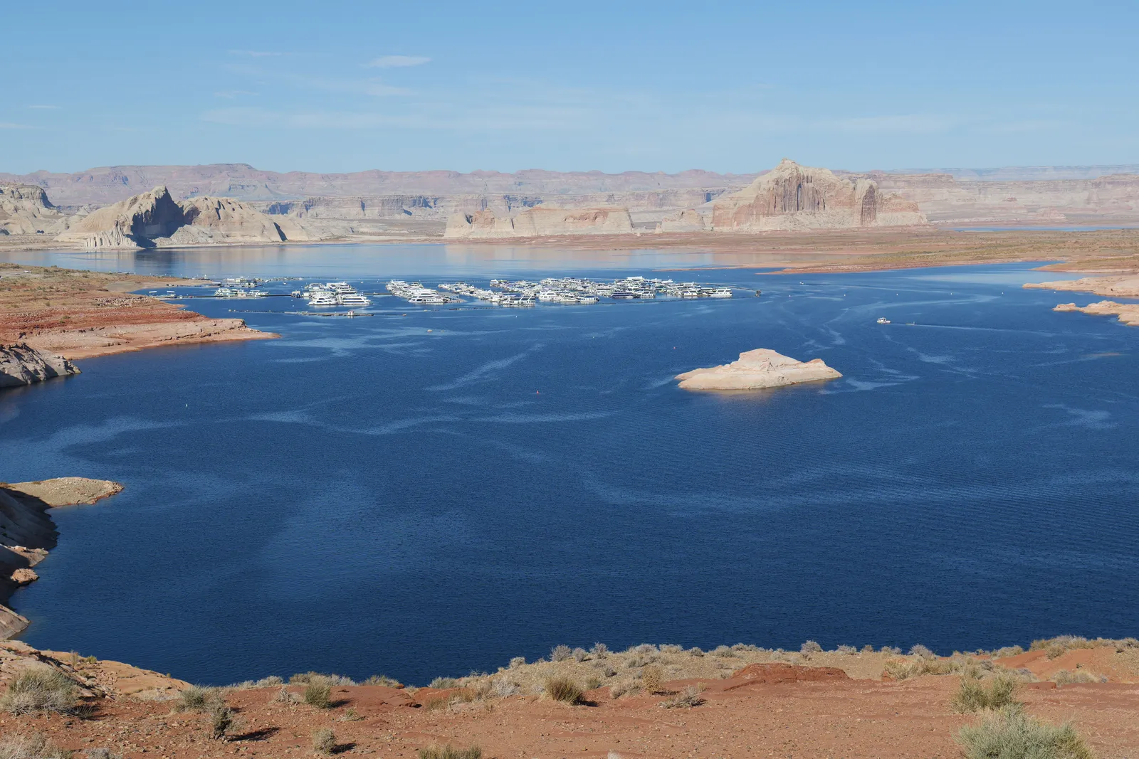 Padre Bay at Lake Powell, Arizona and Utah (Image Credits: Pexels)