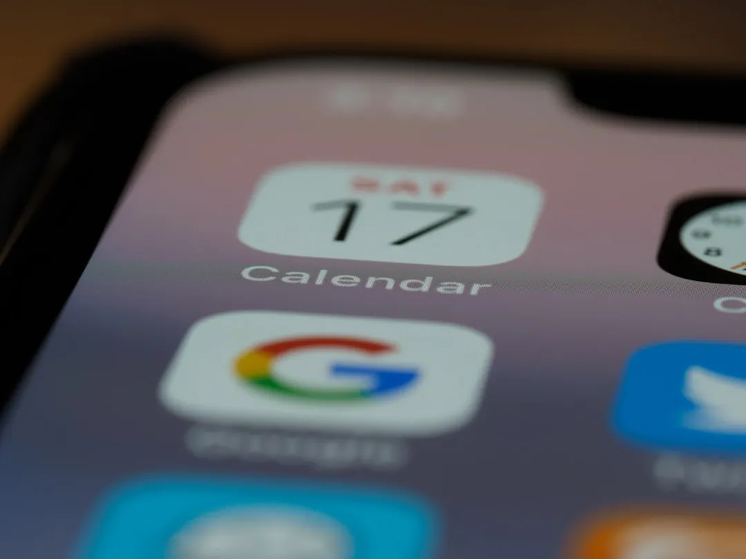 How Google Flights Color Codes the Cheapest Days (Image Credits: Unsplash)
