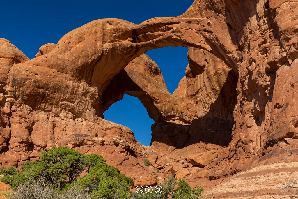 A Beloved Spot for Daring Visitors (mtnscll, Flickr, CC BY-SA 2.0)