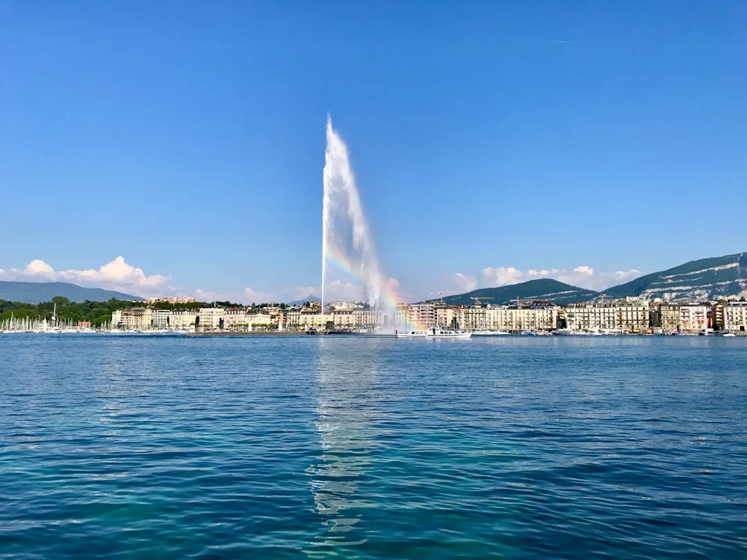 4. Lake Geneva, Wisconsin (Image Credits: Unsplash)