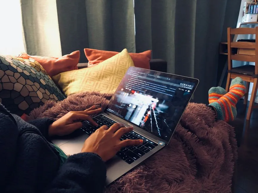 Be Mindful of Screen Visibility and What You're Accessing (Image Credits: Pexels)