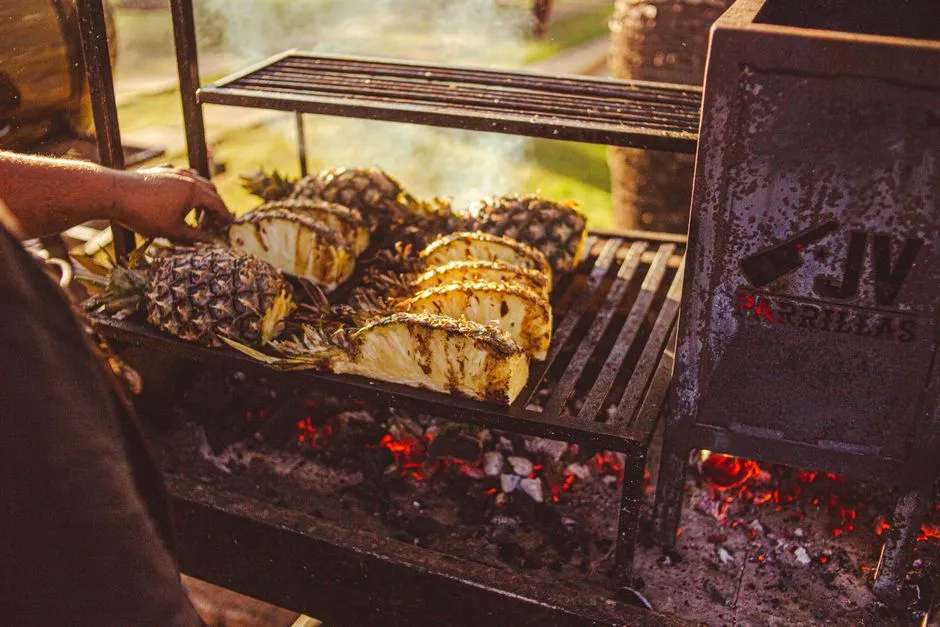 What Norwegian's Teppanyaki Tells Us About Seating Strategy (Image Credits: Pexels)