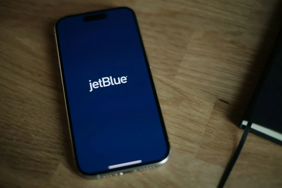 The JetBlue Moment That Reignited the Debate (Image Credits: Unsplash)