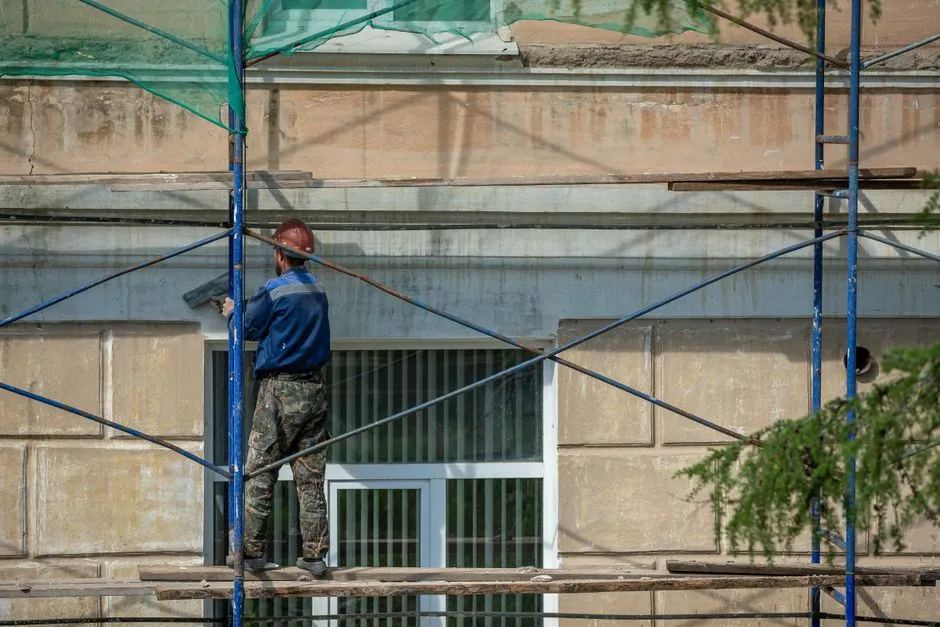 Safety Regulations That Govern Every Job (Image Credits: Pexels)